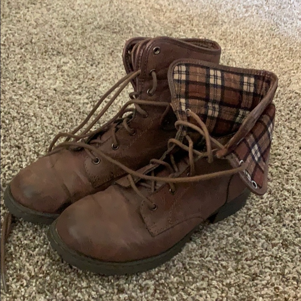 Brown combat boots